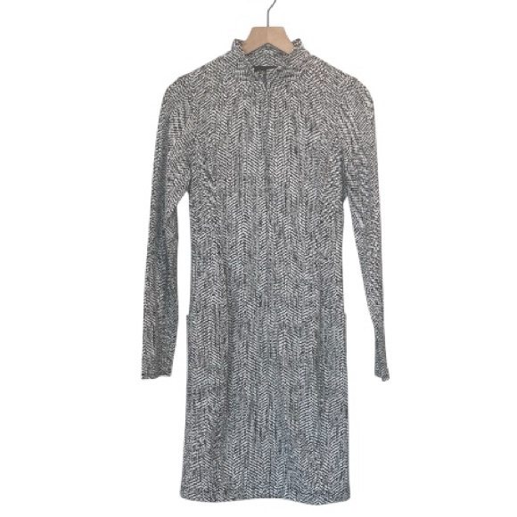 Athleta Delancey Textured Dress Gray, Long-Sleeve Mock Neck, Bodycon, 1/4 Zip, M - Picture 2 of 16